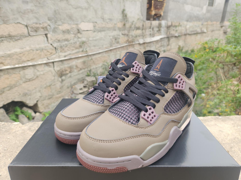 Air Jordan 4 Retro Mocha Brown Sneakers