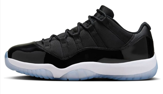 Air Jordan 11 Low Space Jam
