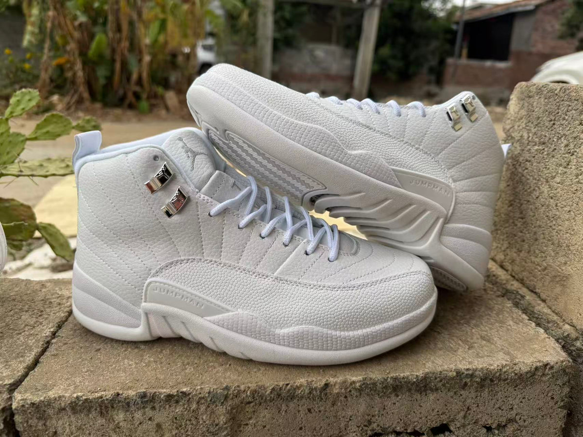 Air Jordan 12 Retro "Summit White"