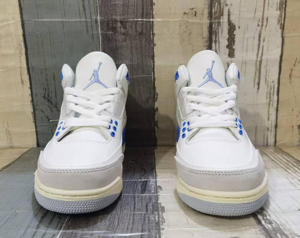 Air Jordan 3 Retro "Off-White Moon"
