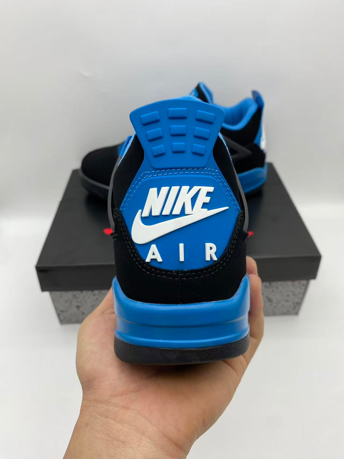 Air Jordan 4 Retro Gamma Blue