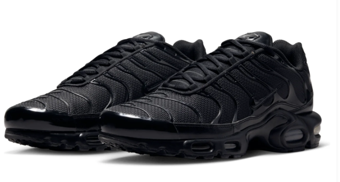 Nike Air Max Plus Triple Black