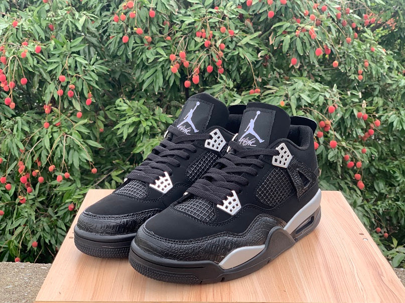 Air Jordan 4 Retro "Spotlight" Black