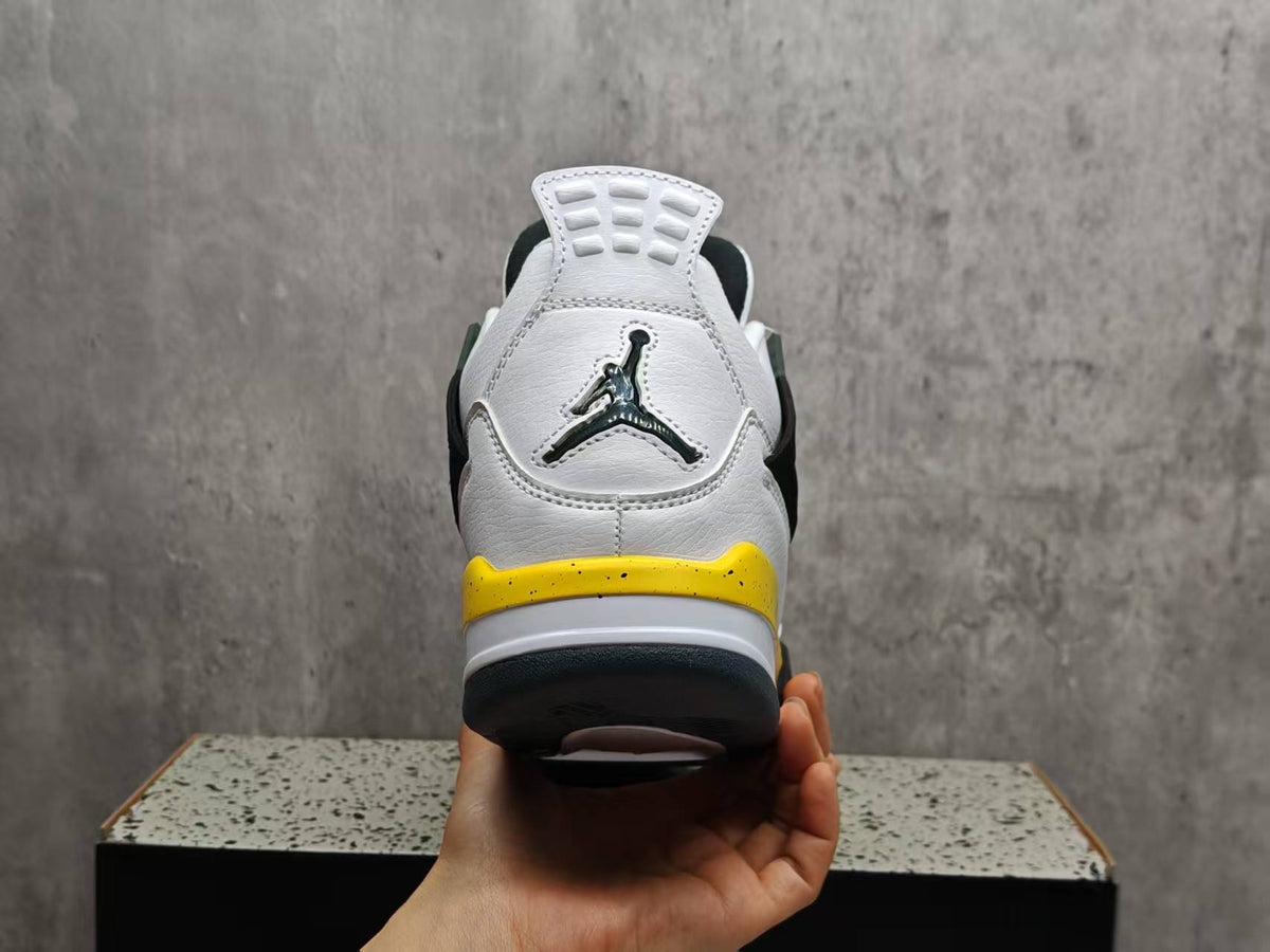 Air Jordan 4 Retro "Lightning" Tour Yellow