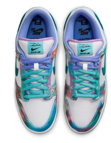 Futura Laboratories x Nike SB Dunk Low 'Bleached Aqua' HF6061-400