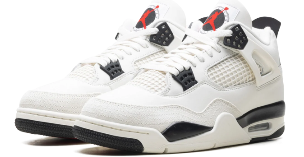 Air Jordan 4 Flight Club